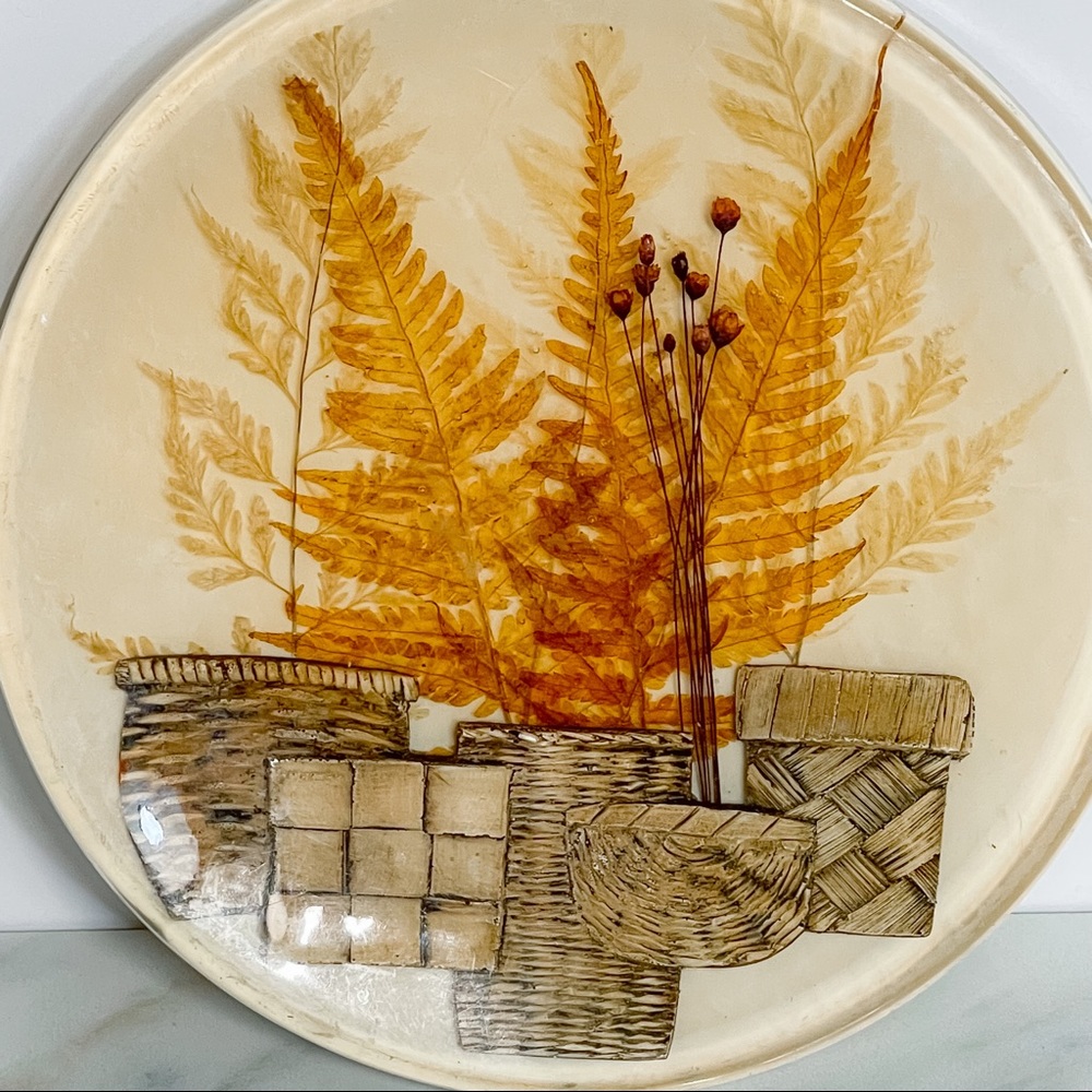 Vintage 70s Lucite Acrylic Trivet Hot Pad with Leaf Art Boho Nature Inspired - Picture 4 of 8